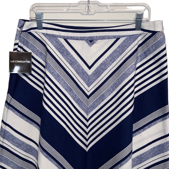 NWT New Liz Claiborne Career Linen Cotton Navy Blue Stripe A-line Skirt Size 12 - Picture 3 of 8